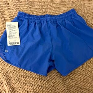 Lululemon hotty hot LR short 4” lined blue size 10